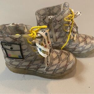 Brand name  Liu-Jo 
Girls rubber boots